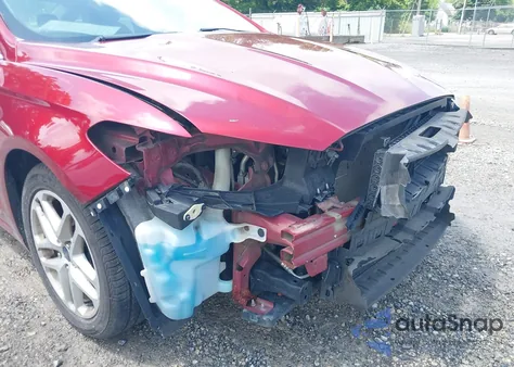 2016 Ford Fusion Se z USA, uszkodzony, nr VIN 3FA6P0H77GR289157